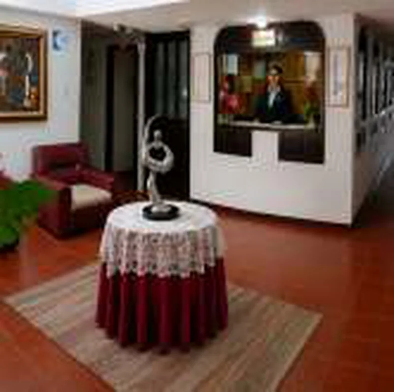 Fachada Hotel Las Orquídeas