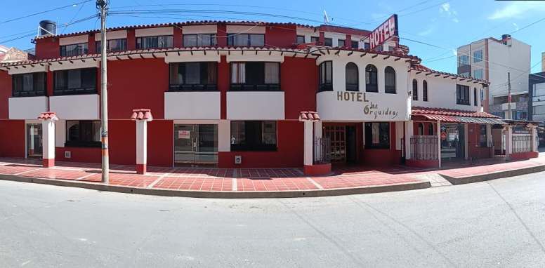 Fachada Hotel Las Orquídeas